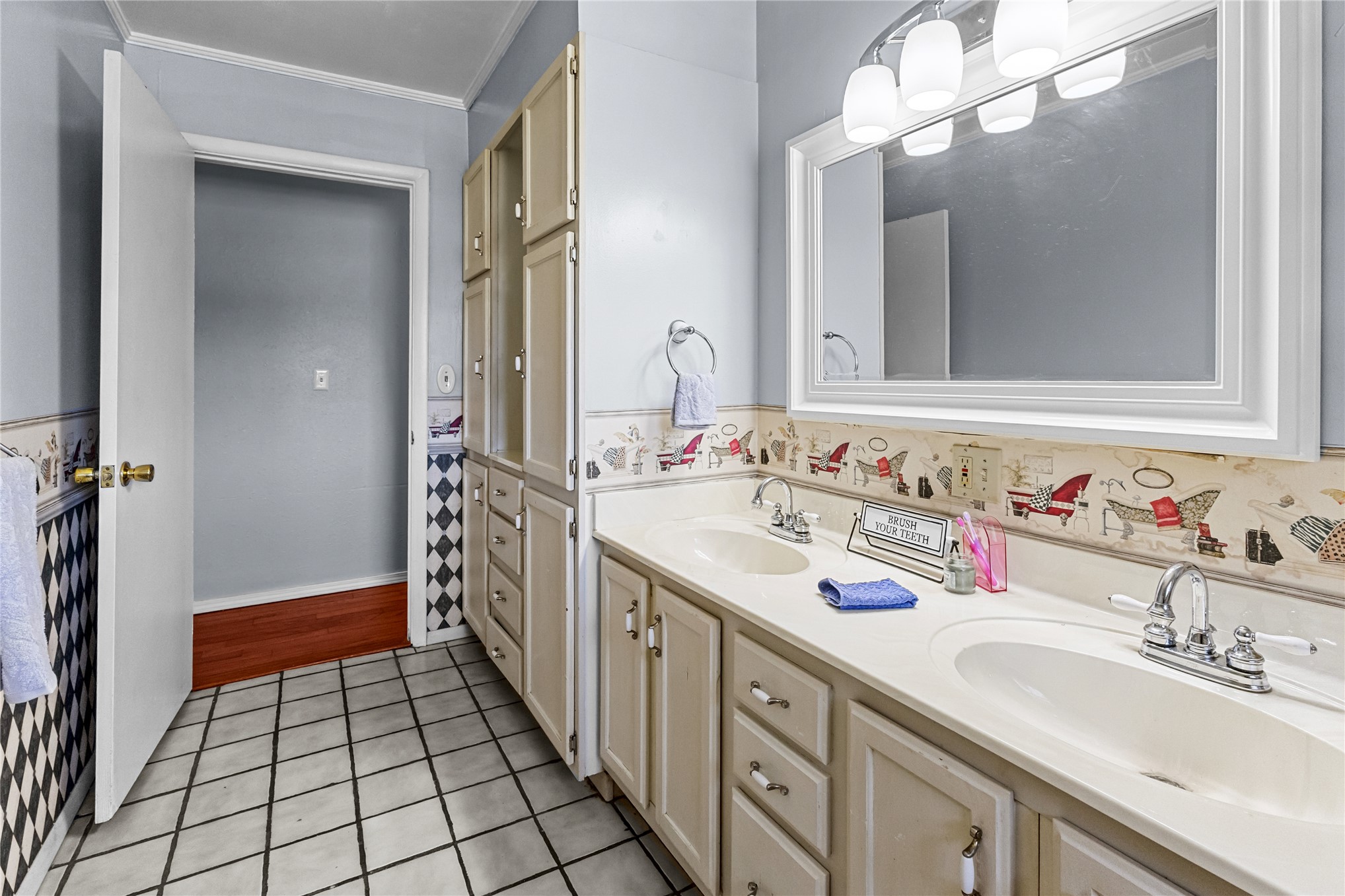 509 Sunset Strip Property Photo 68