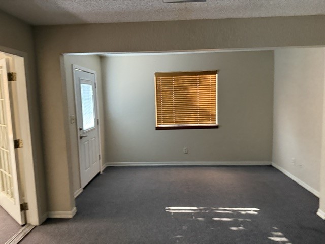 1408 W Broadway Street Property Photo 10