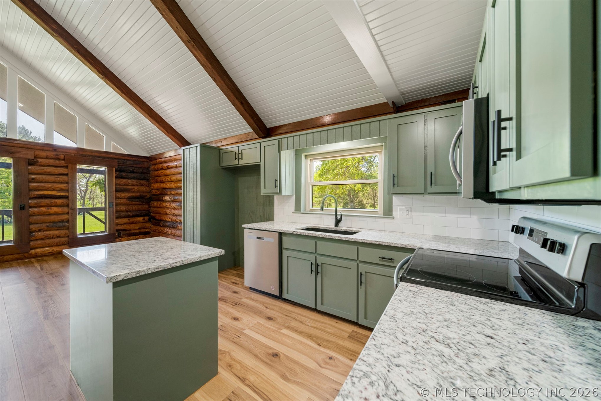 25925 Riverbirch Road Property Photo 11