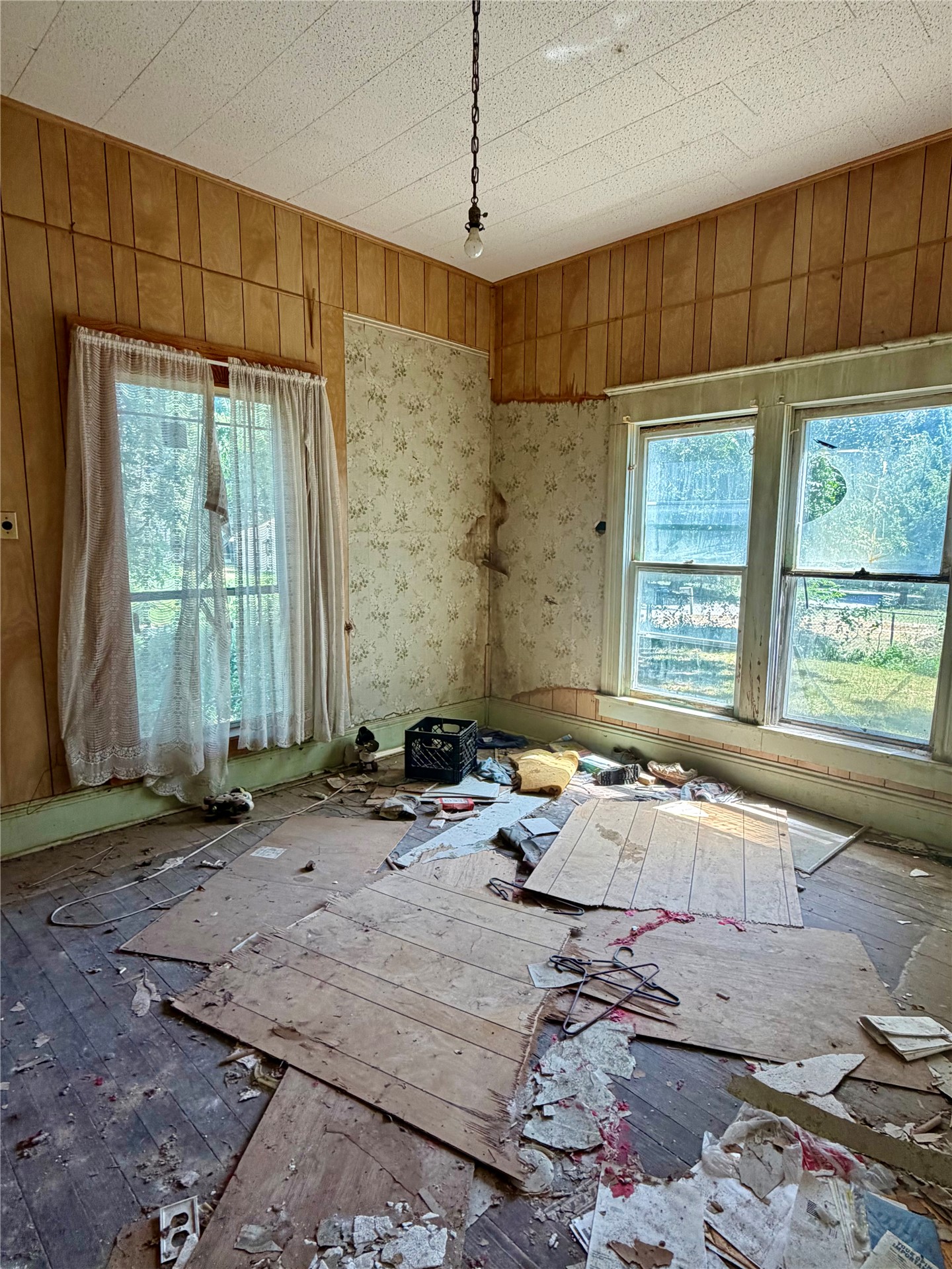 300 S Rosehill Avenue Property Photo 14