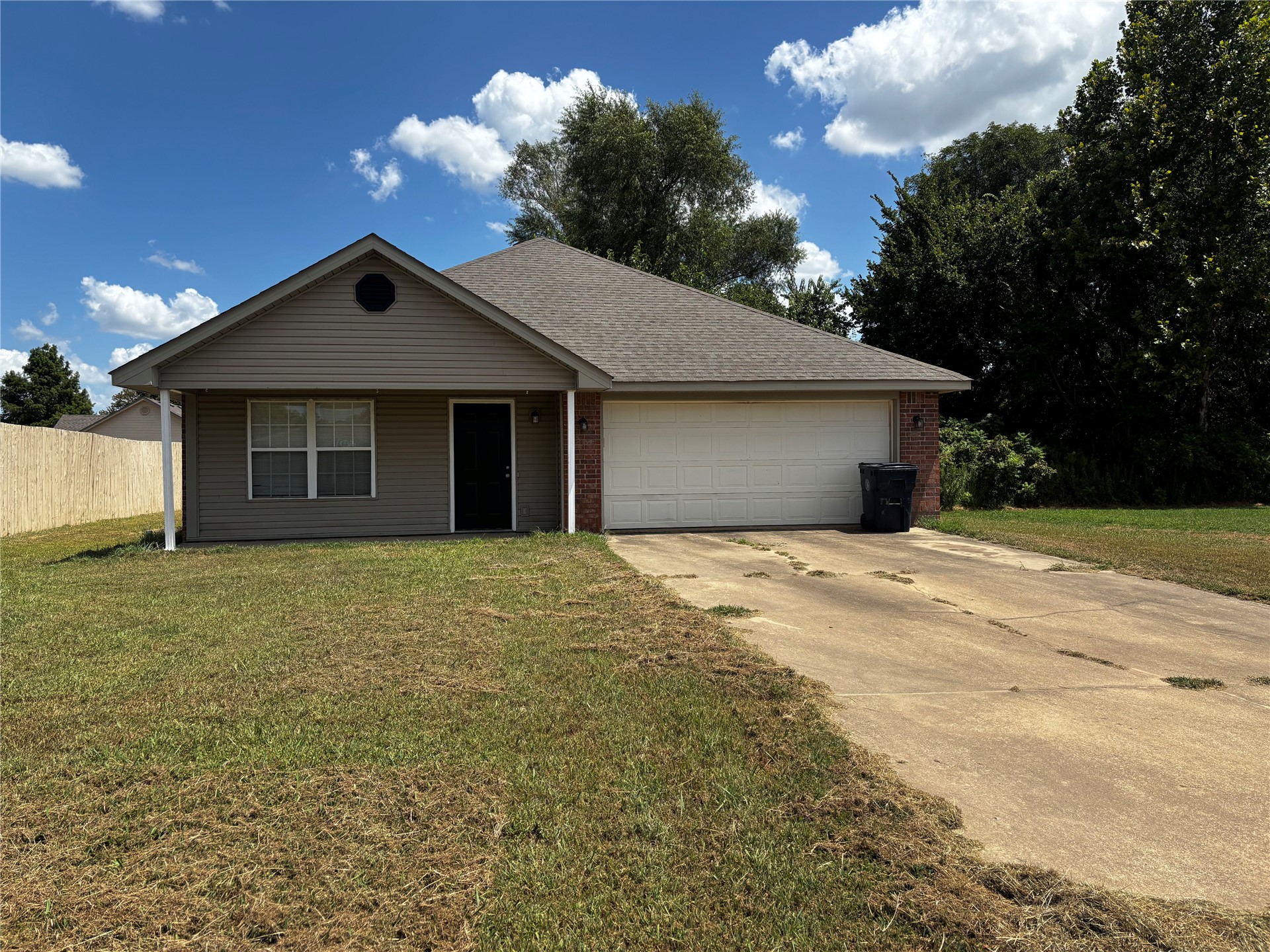 1519 Cherokee Trail