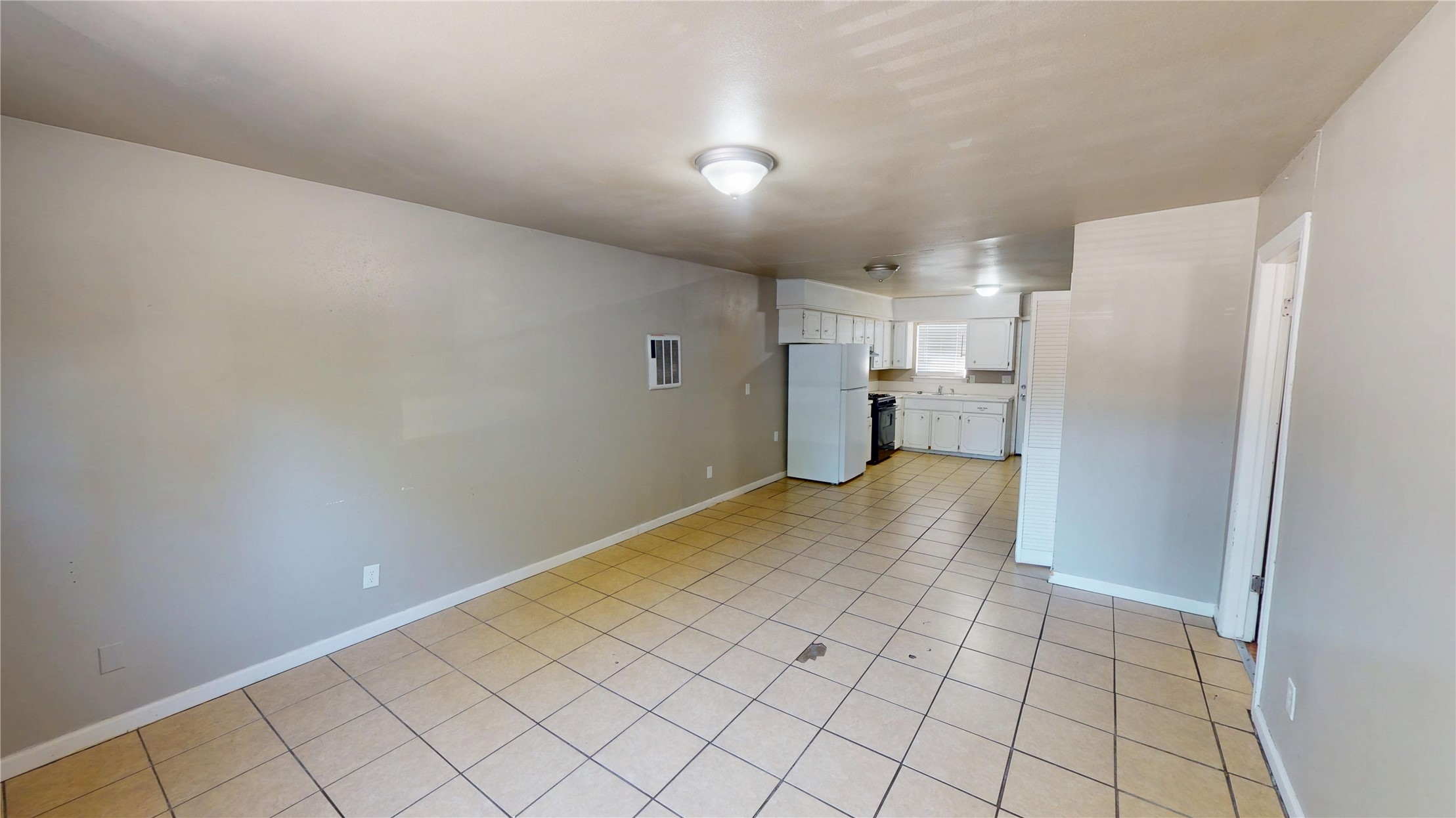 13858 S 292nd East Avenue B Property Photo 2