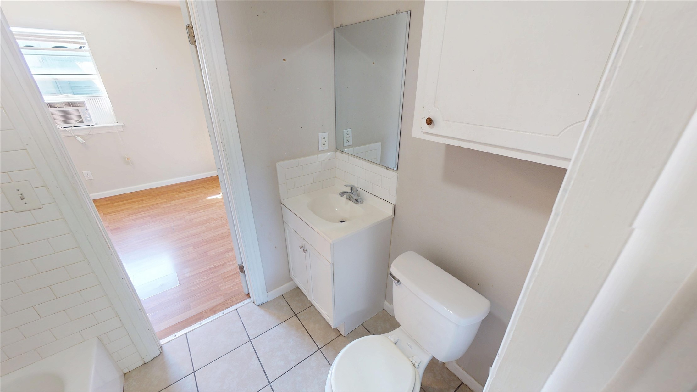 13858 S 292nd East Avenue B Property Photo 10