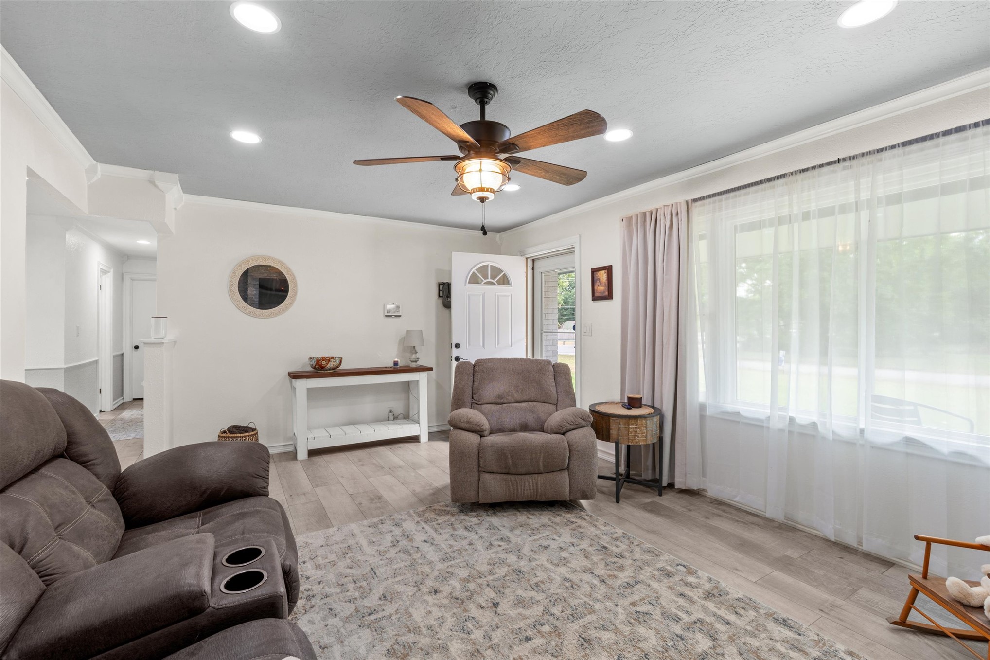 1630 East Drive Property Photo 7