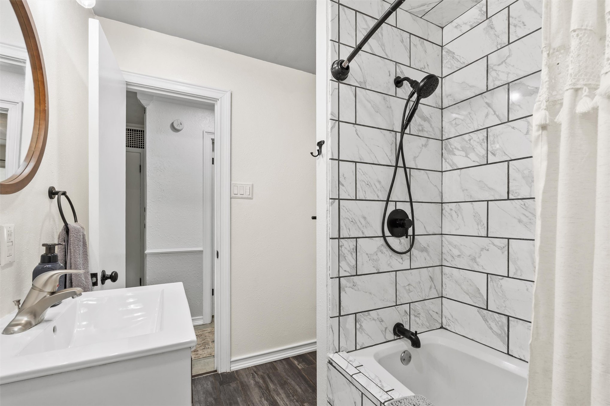 1630 East Drive Property Photo 18