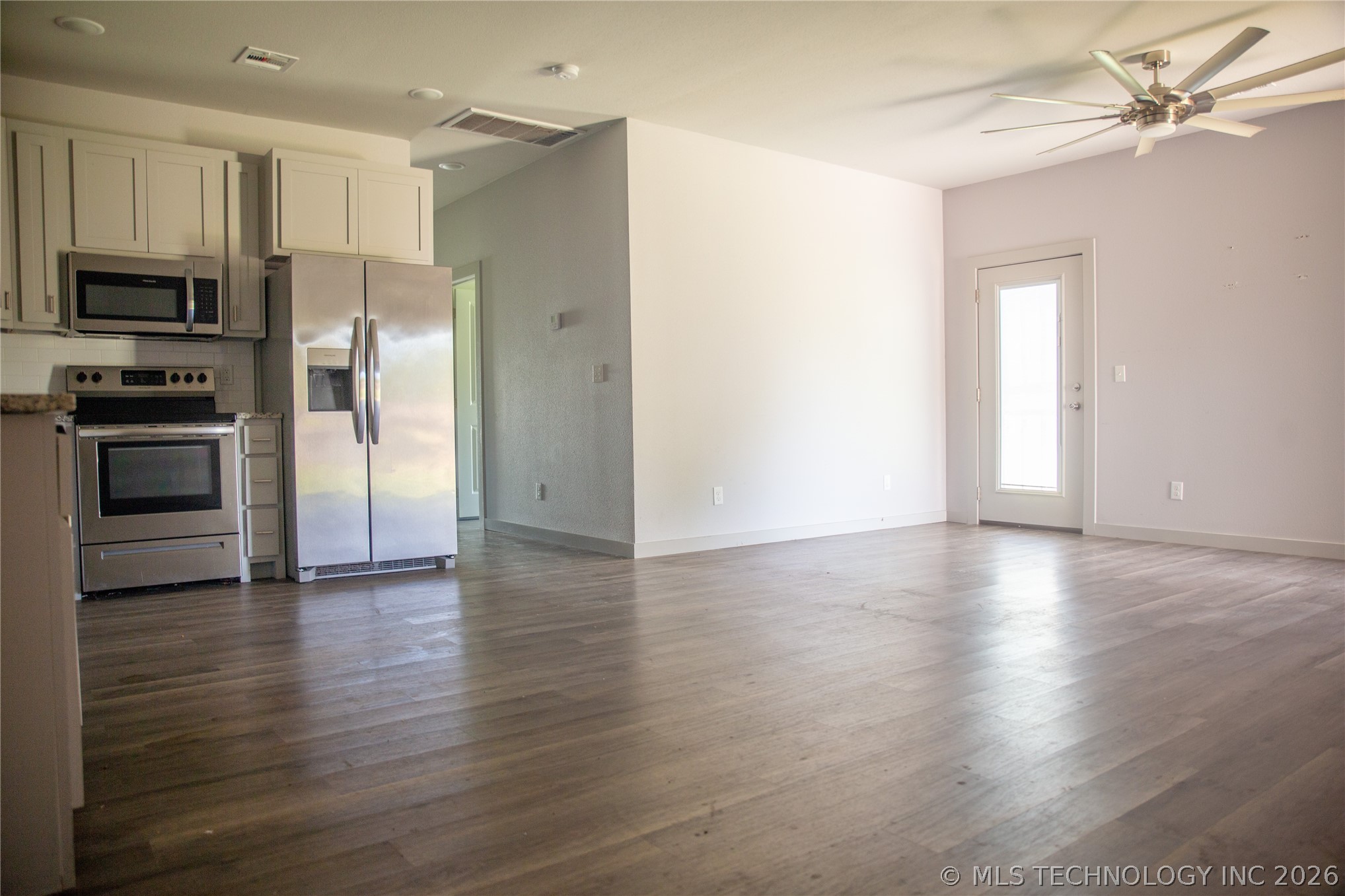 1815 N Saint Louis Avenue N A Property Photo 4