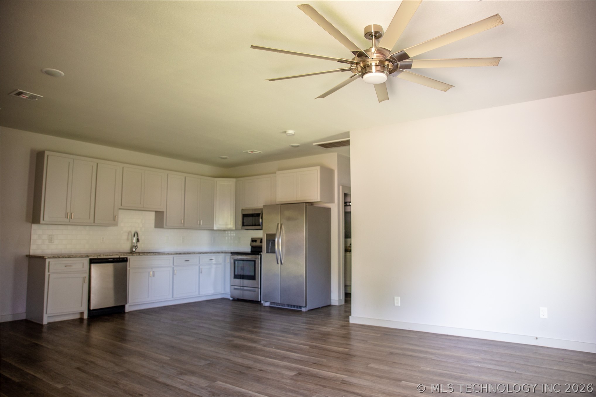 1815 N Saint Louis Avenue N A Property Photo 5