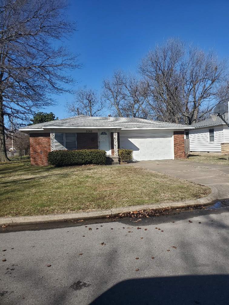 330 S 8th Street Property Photo 6