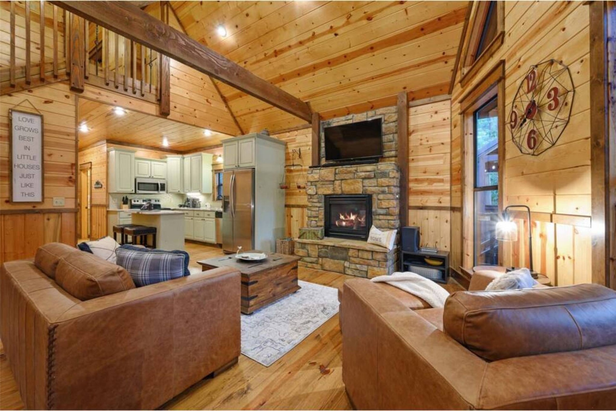 237 High Peak Trail Property Photo 4