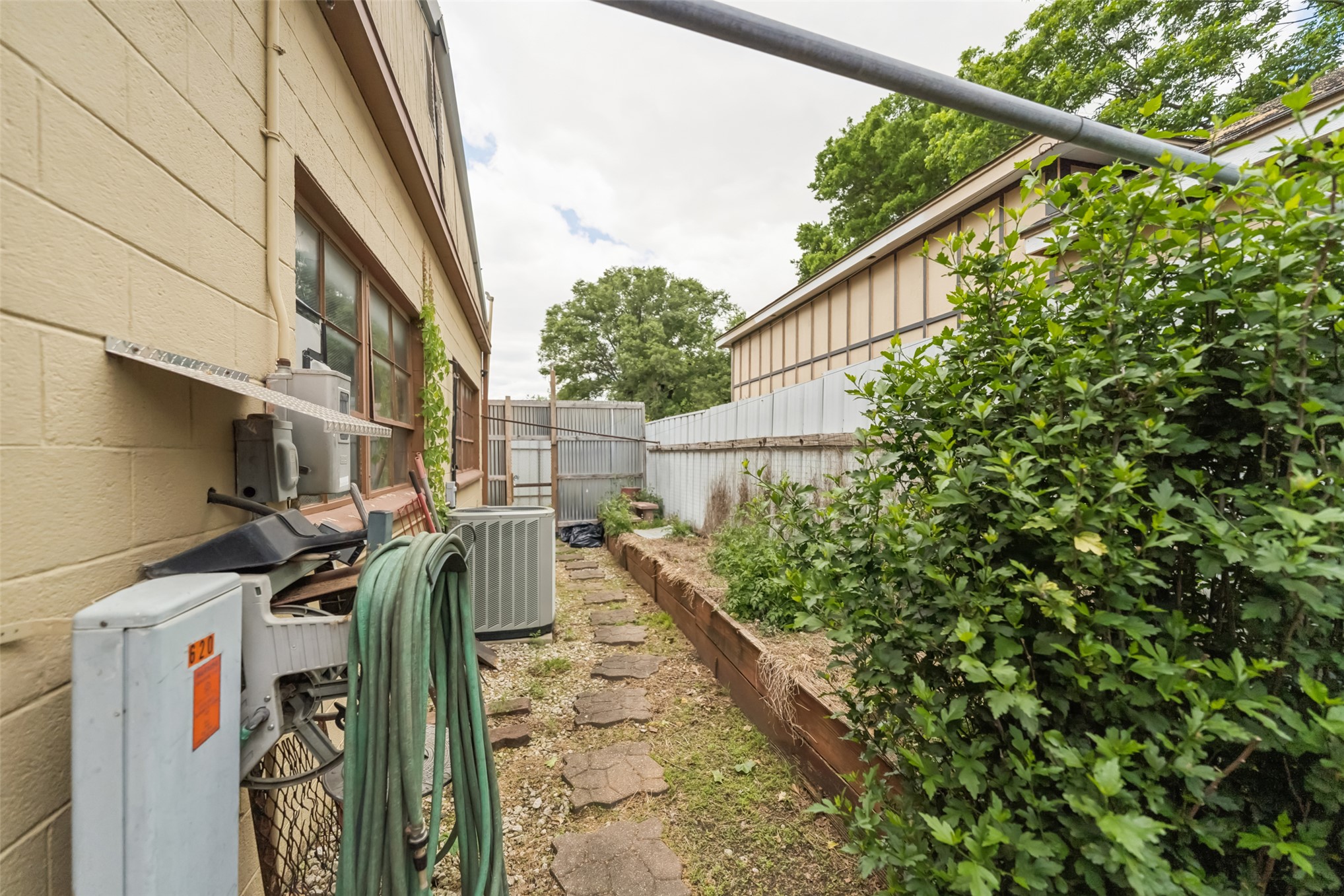 6205 E Tecumseh Street Property Photo 27