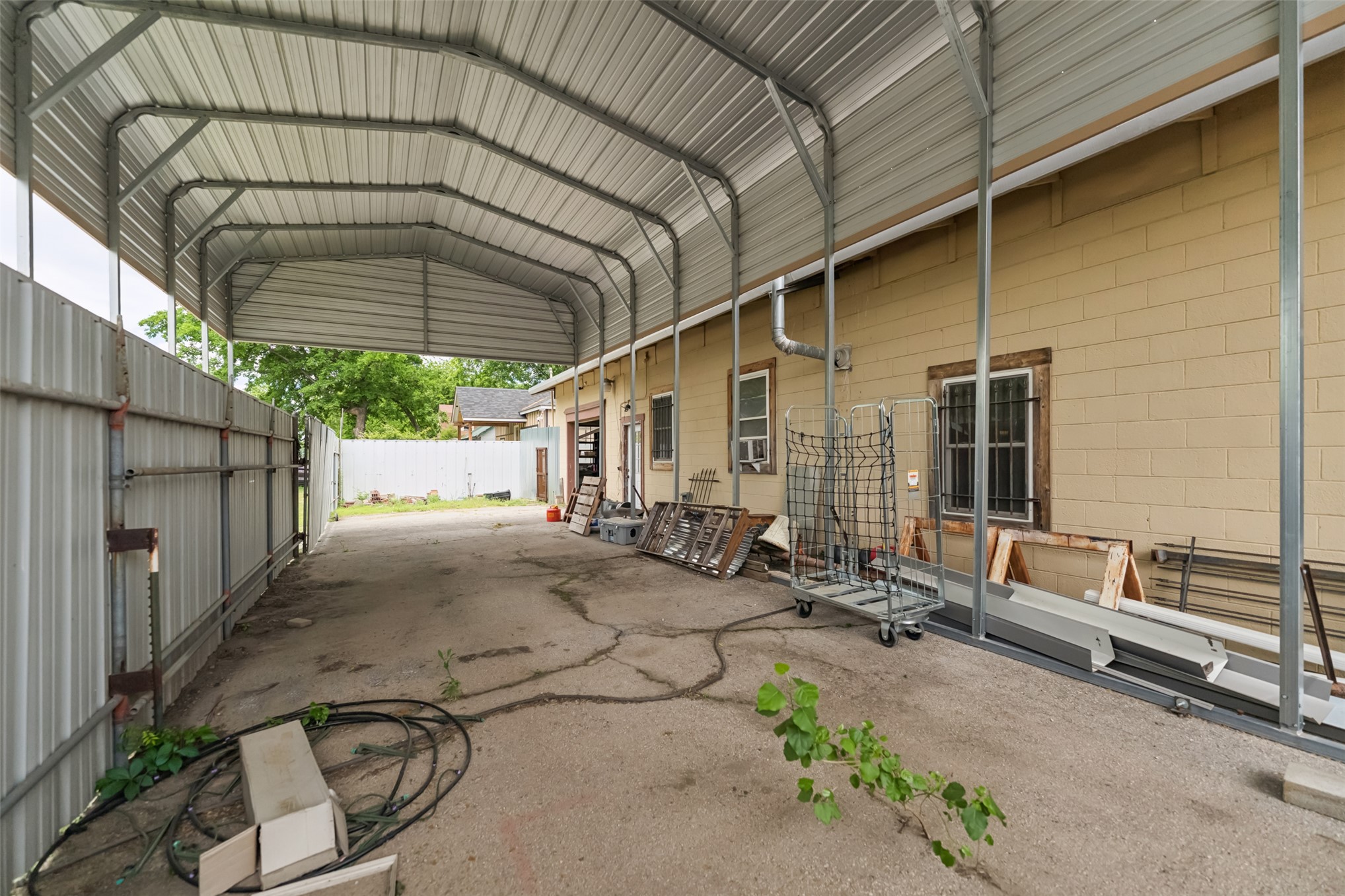 6205 E Tecumseh Street Property Photo 42