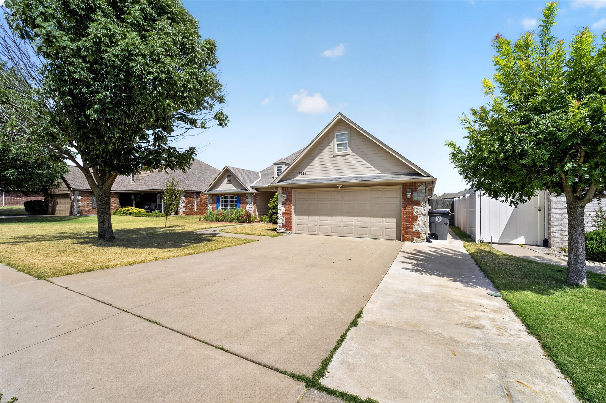 13429 E 43rd Place S Property Photo 2