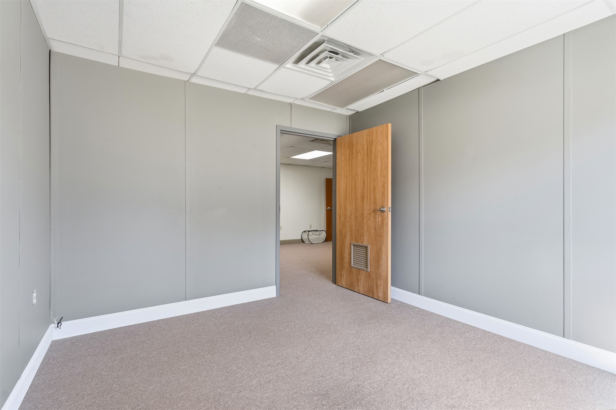 9817 Polecat Property Photo 17