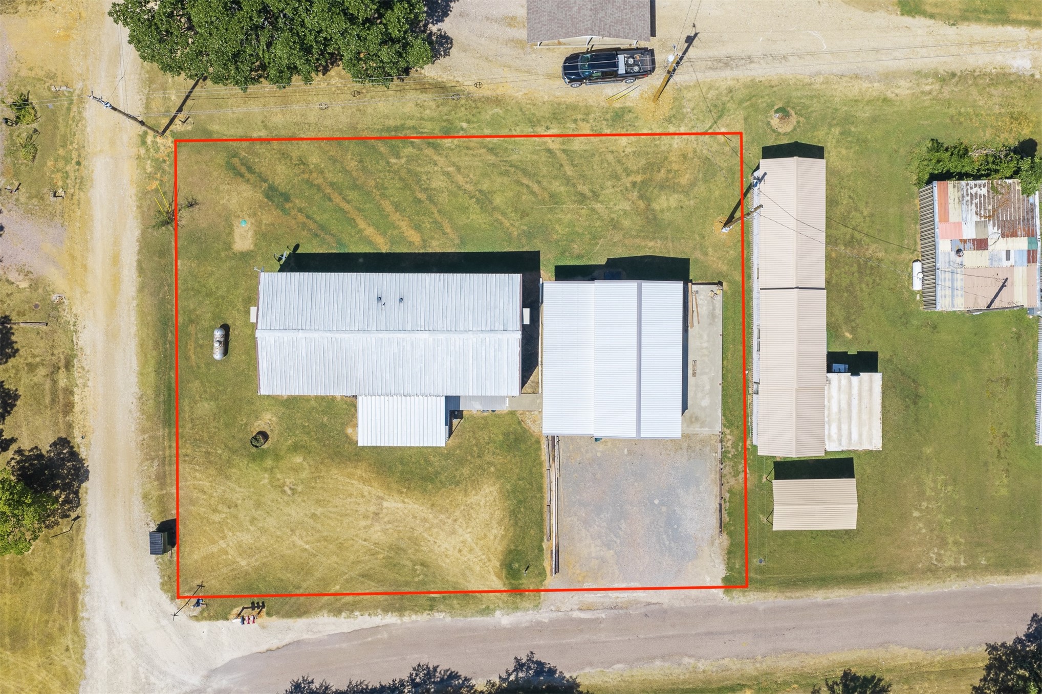 9817 Polecat Property Photo 32