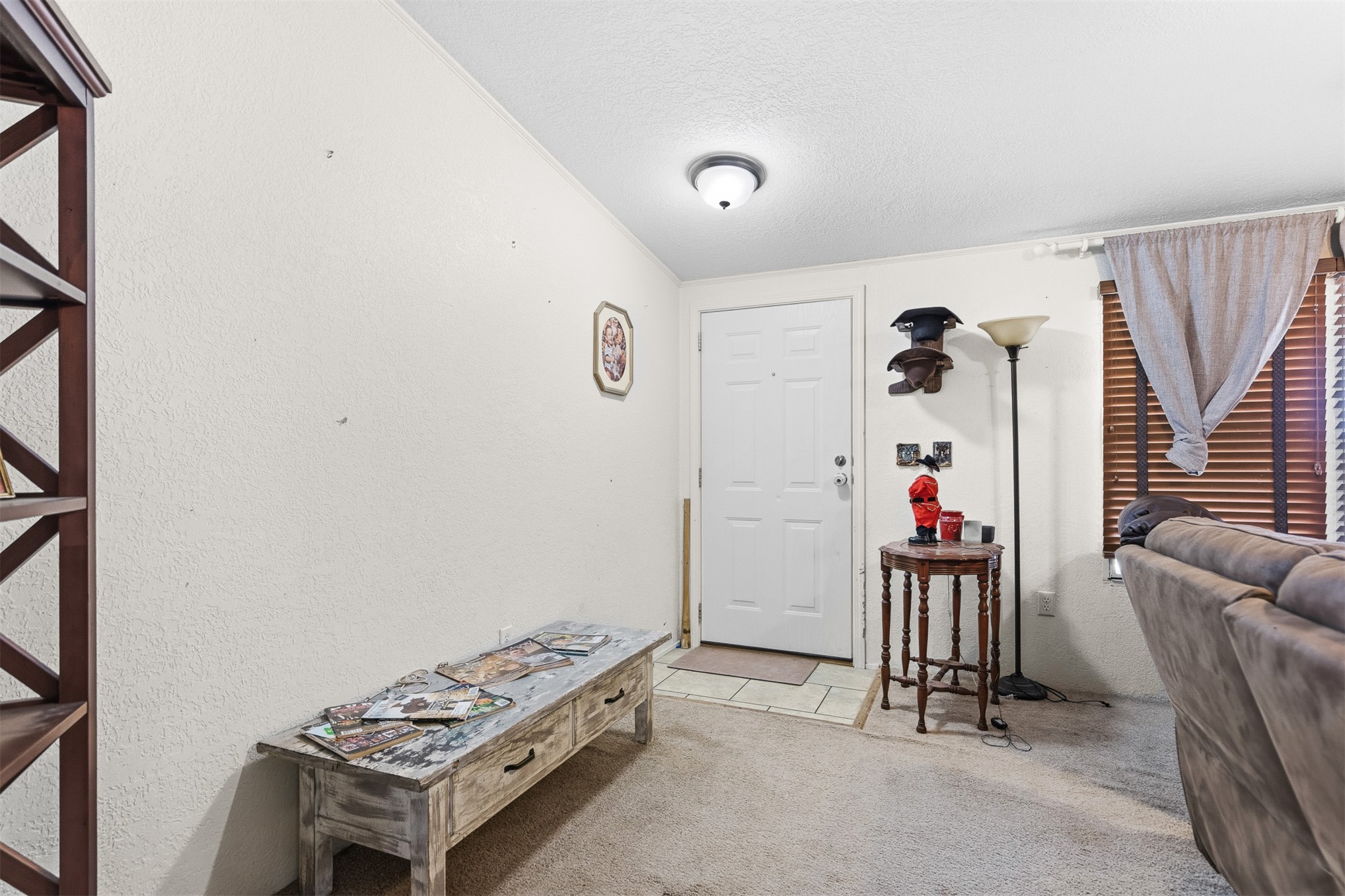 19137 Old Santa Fe Trail Property Photo 8
