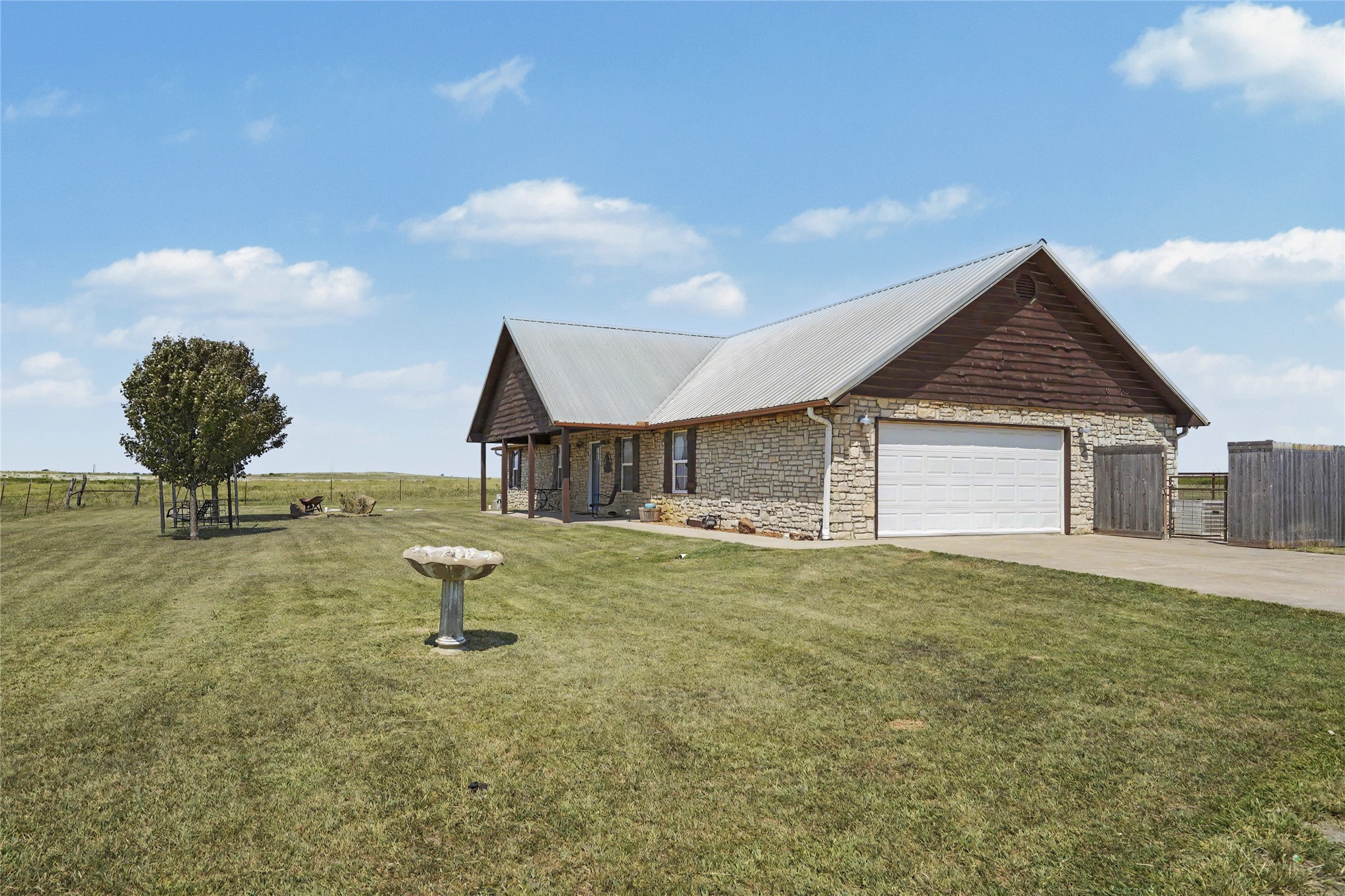 26758 S 4440 Road Property Photo 3