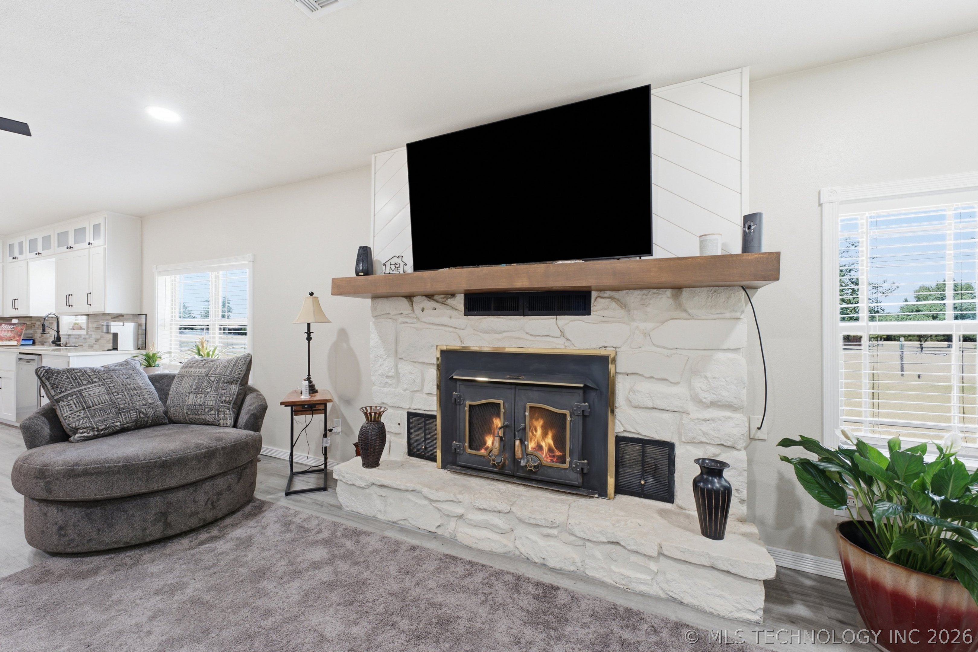 1301 W Smith Ferry Road Property Photo 9