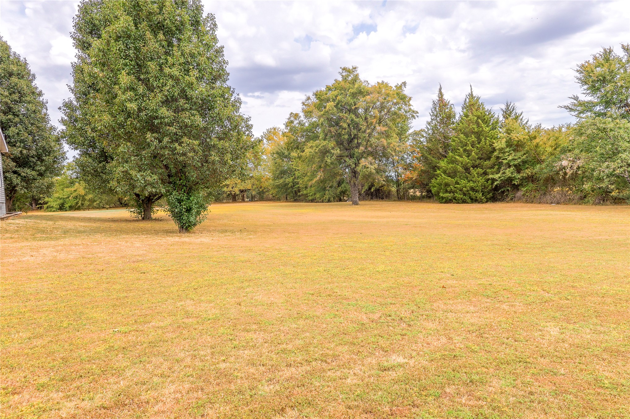 419231 1139 Road Property Photo 7