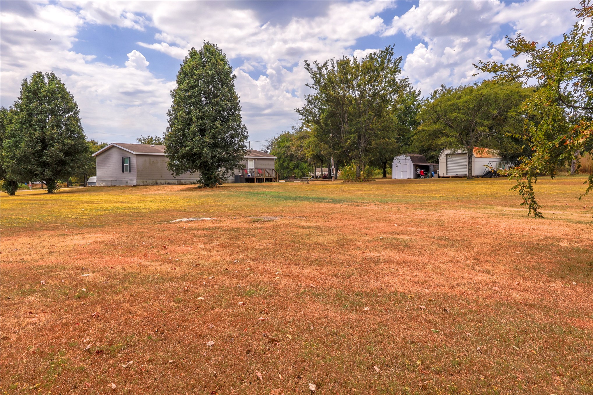 419231 1139 Road Property Photo 17