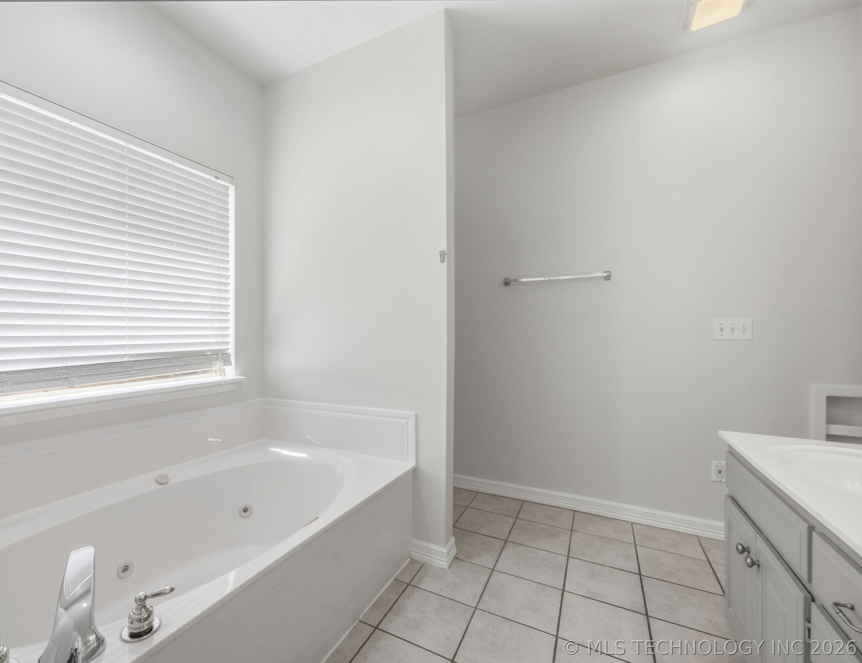 13310 E 88th Court North Property Photo 18