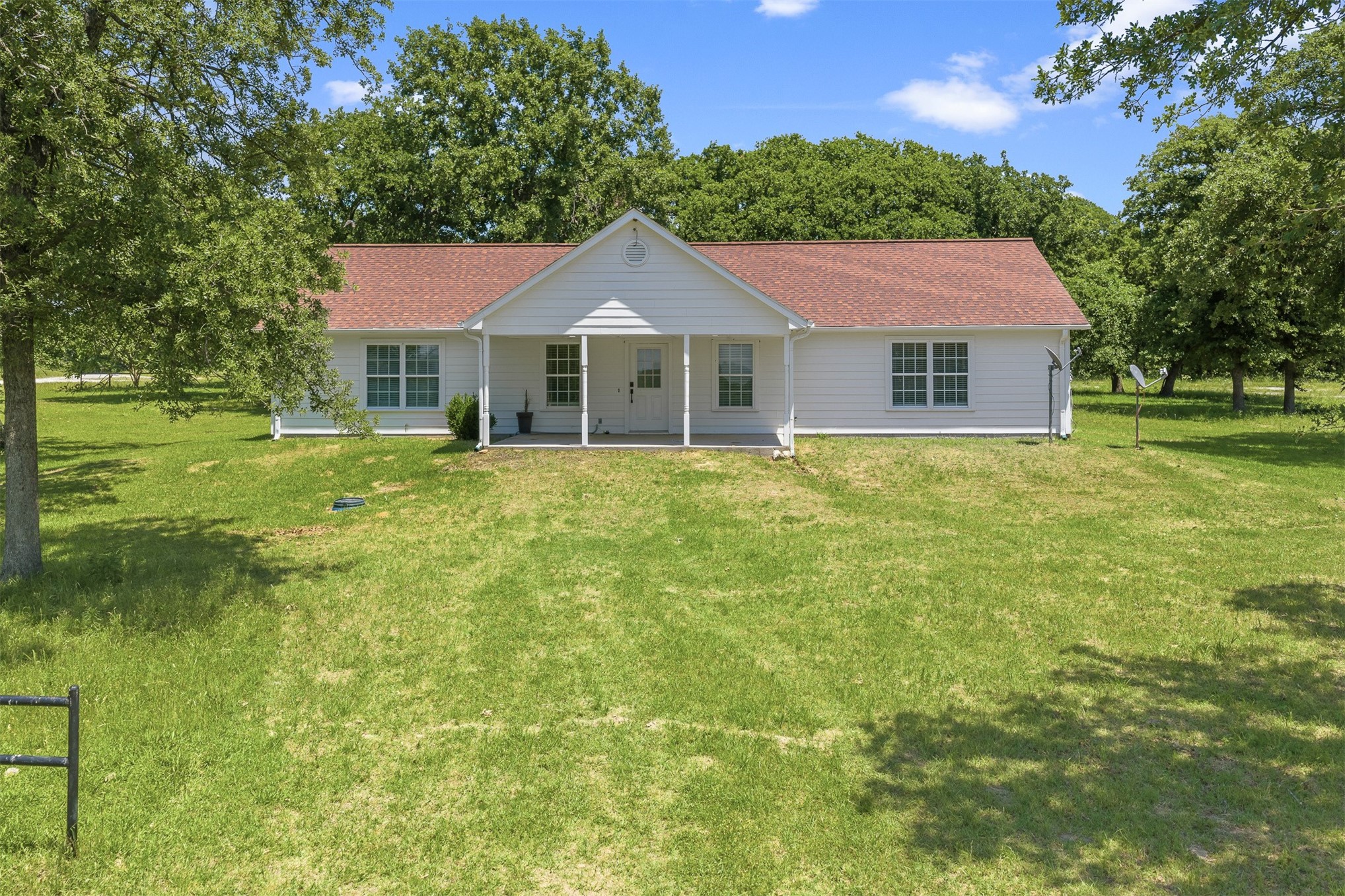 831 Barrons Ridge Property Photo 3