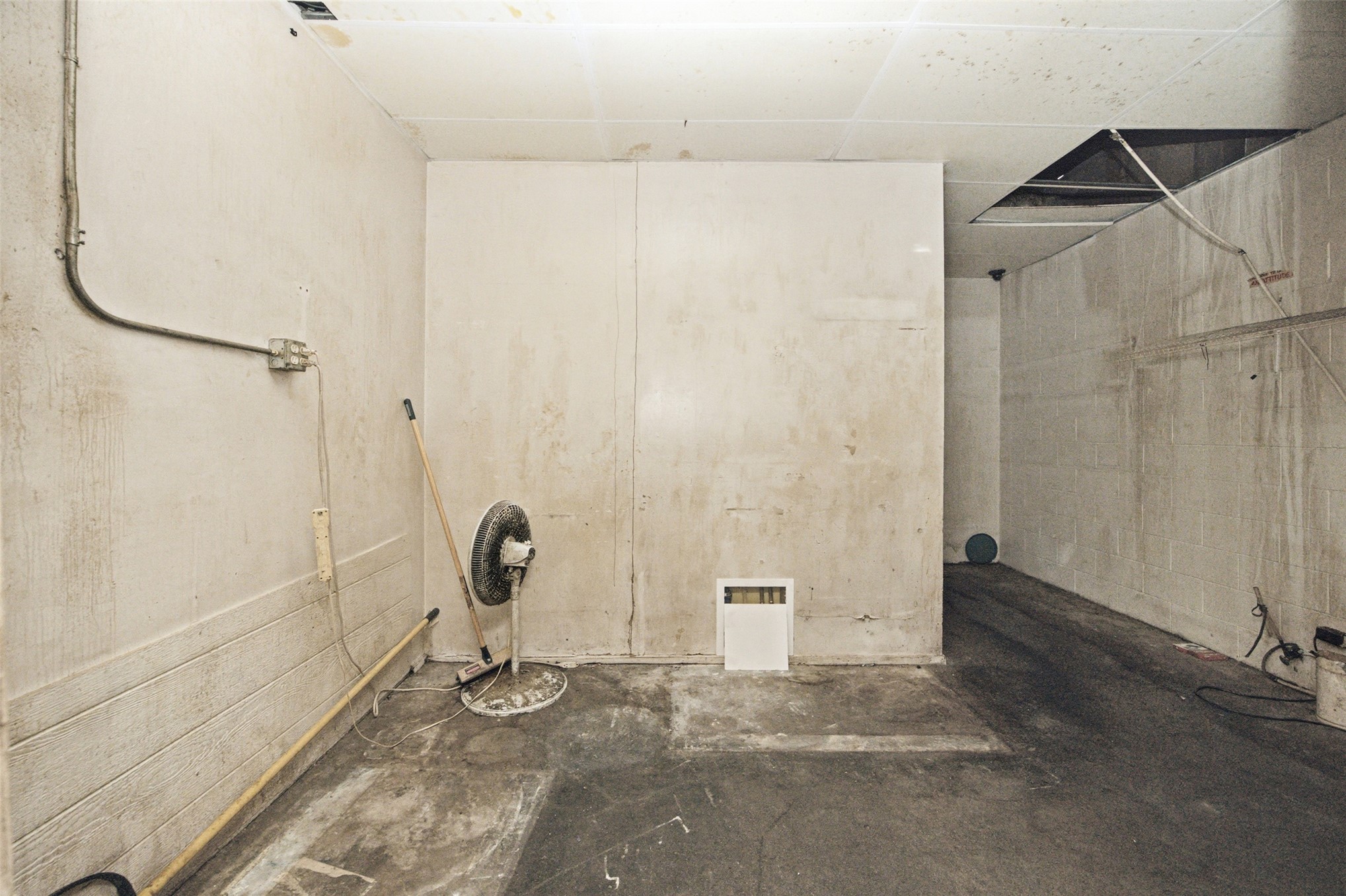 205 S Main Street Property Photo 16