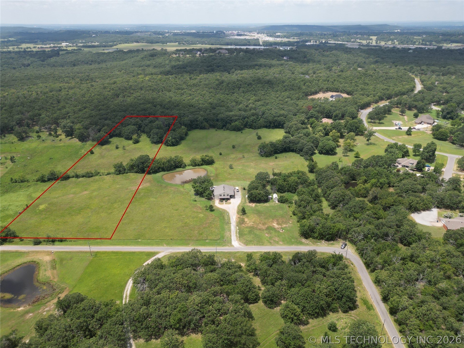 260 W Buttermilk Property Photo 6