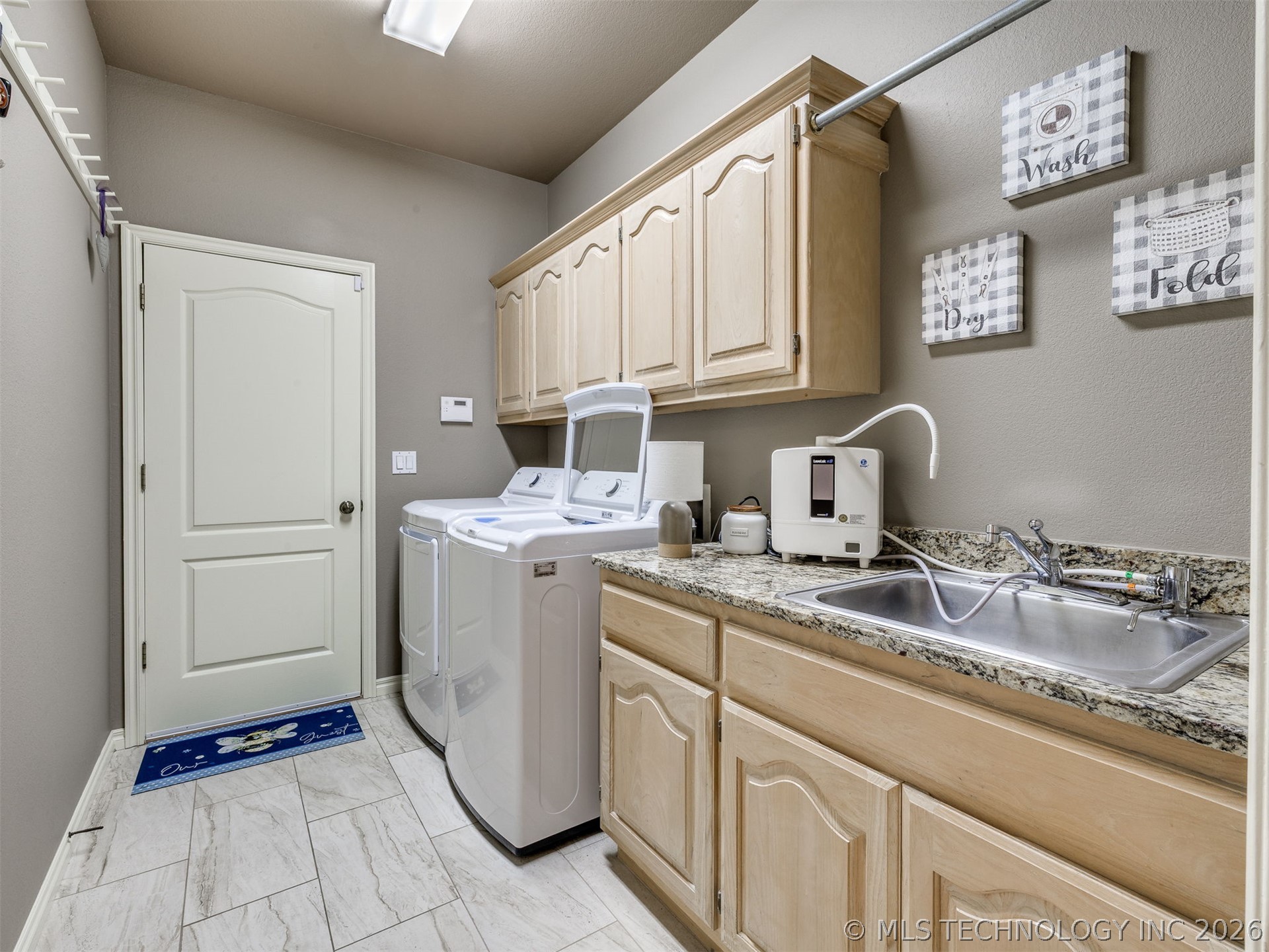 8335 S 70th East Avenue E Property Photo 21