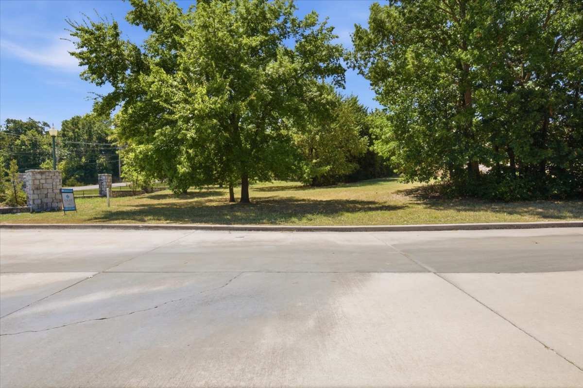 Cobblestone Drive Property Photo 1
