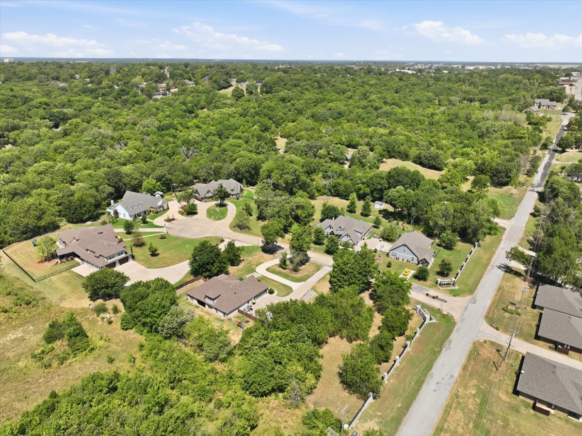 Cobblestone Drive Property Photo 7
