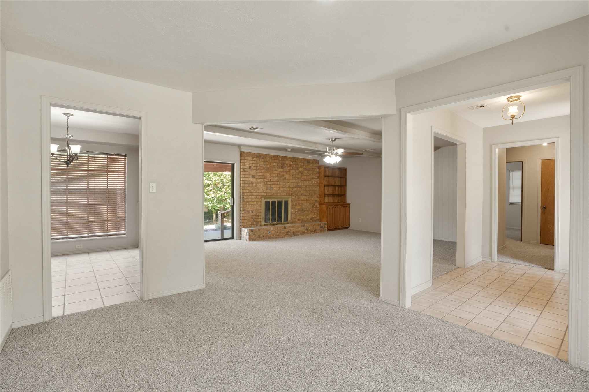 2516 Timber Terrace Property Photo 6