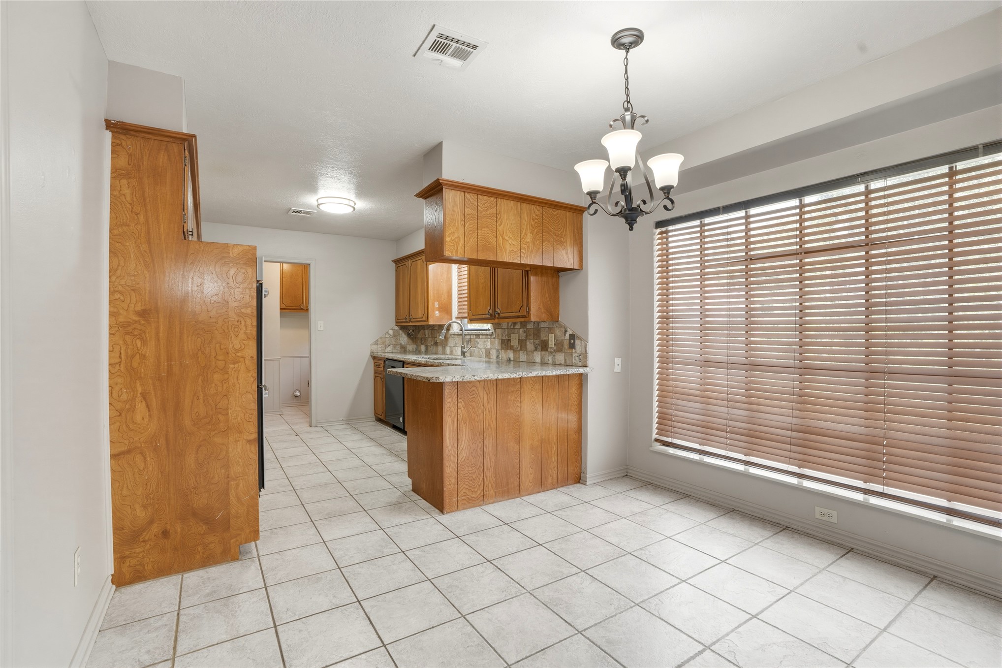 2516 Timber Terrace Property Photo 11