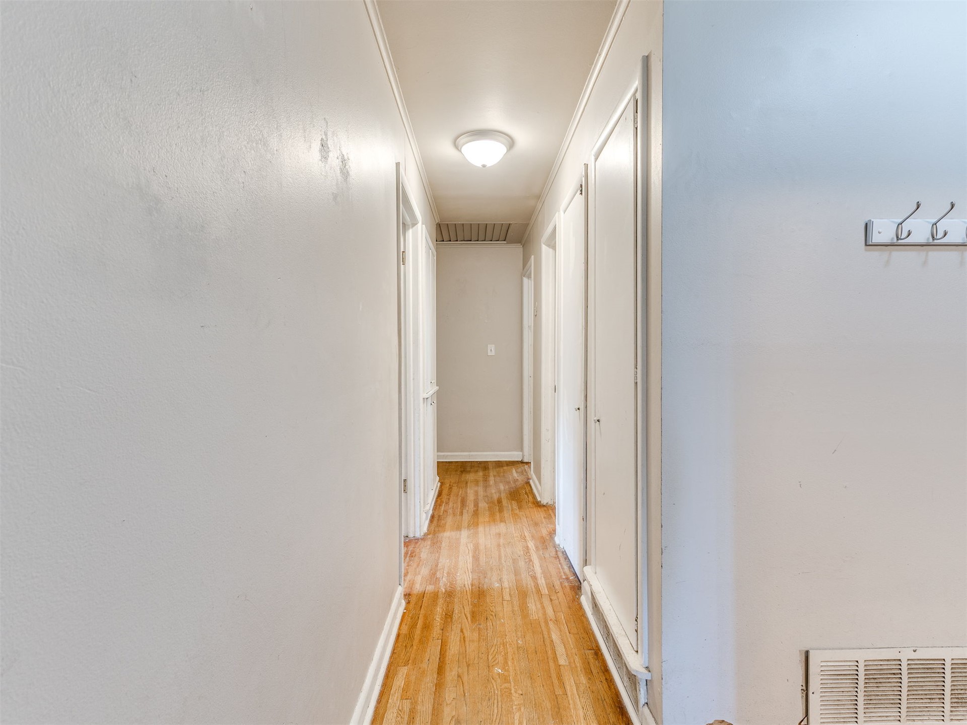 4369 S Yale Avenue Property Photo 13