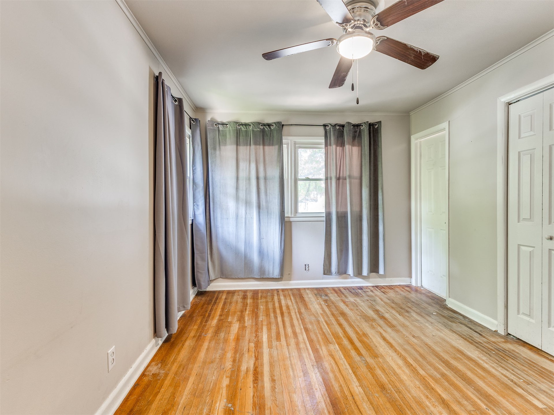 4369 S Yale Avenue Property Photo 16