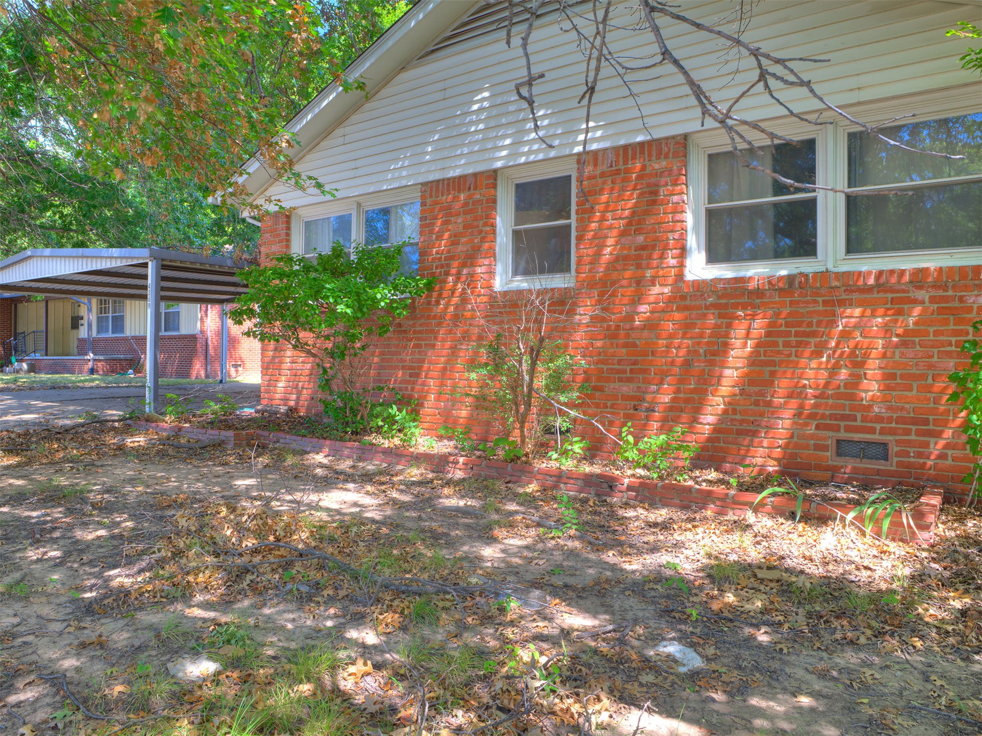 4369 S Yale Avenue Property Photo 28