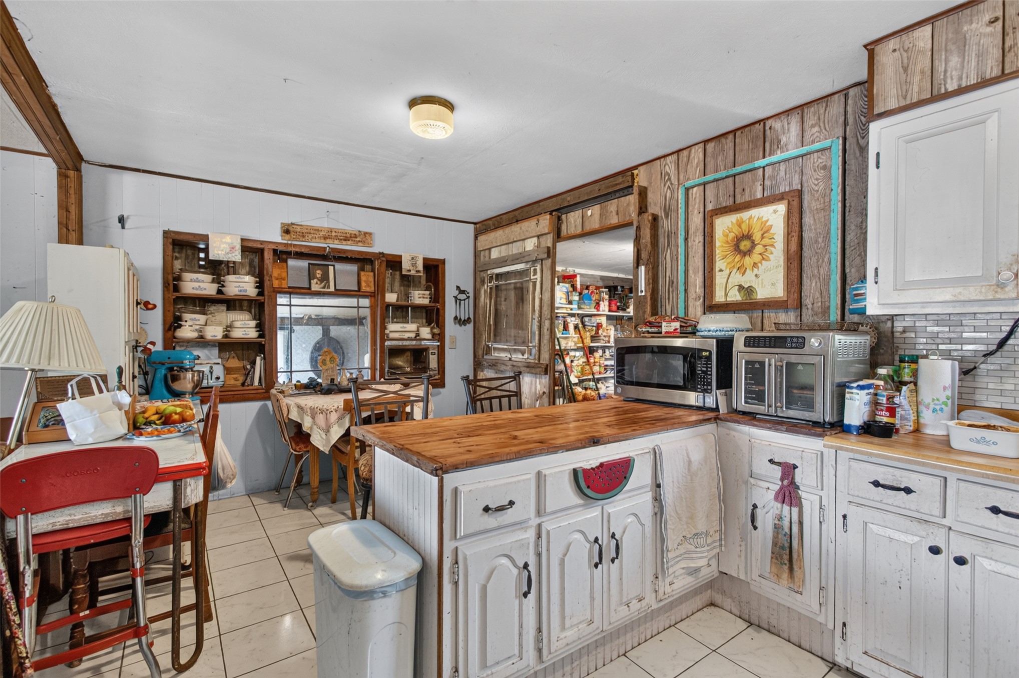 452303 E 270 Property Photo 29