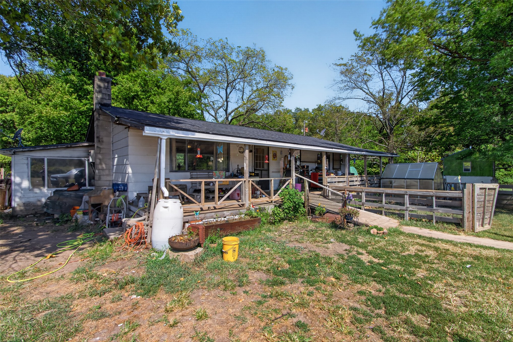452303 E 270 Property Photo 44