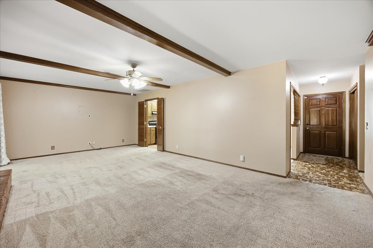 1024 N Forest Place Property Photo 12