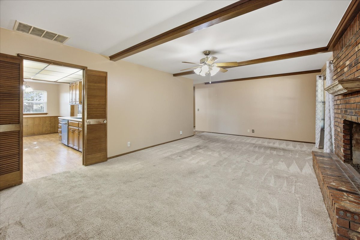 1024 N Forest Place Property Photo 14