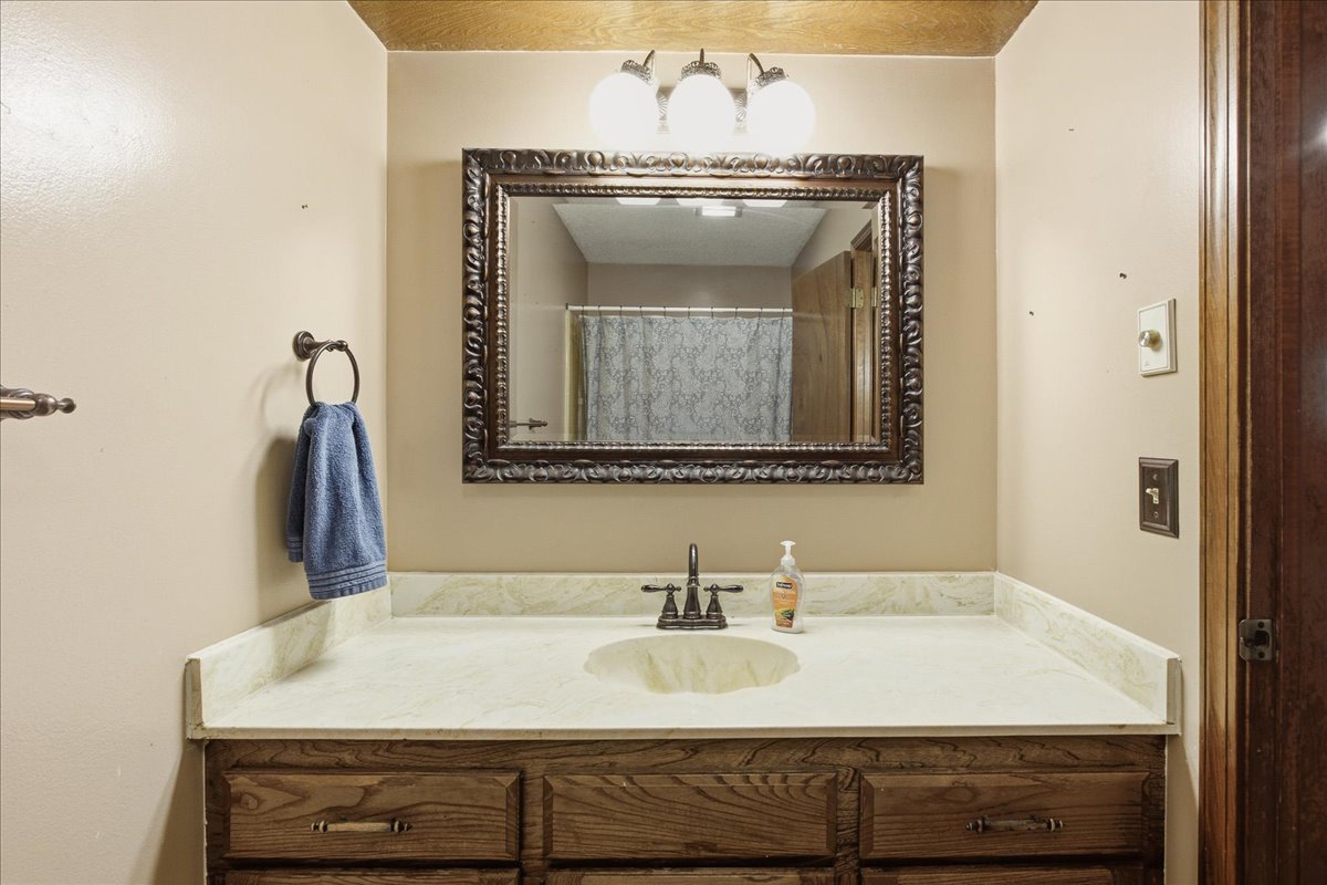 1024 N Forest Place Property Photo 28