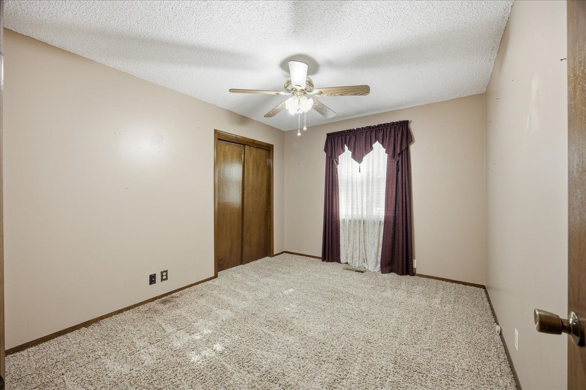 1024 N Forest Place Property Photo 29