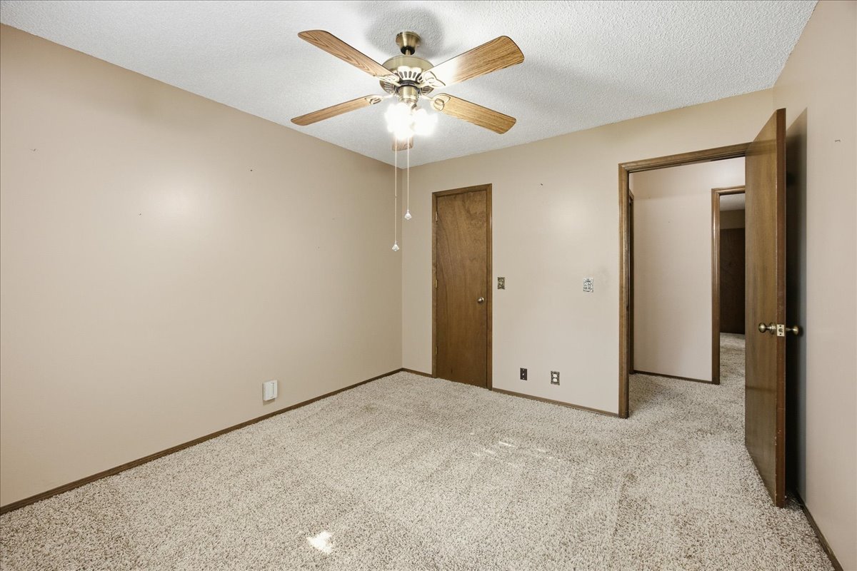 1024 N Forest Place Property Photo 32