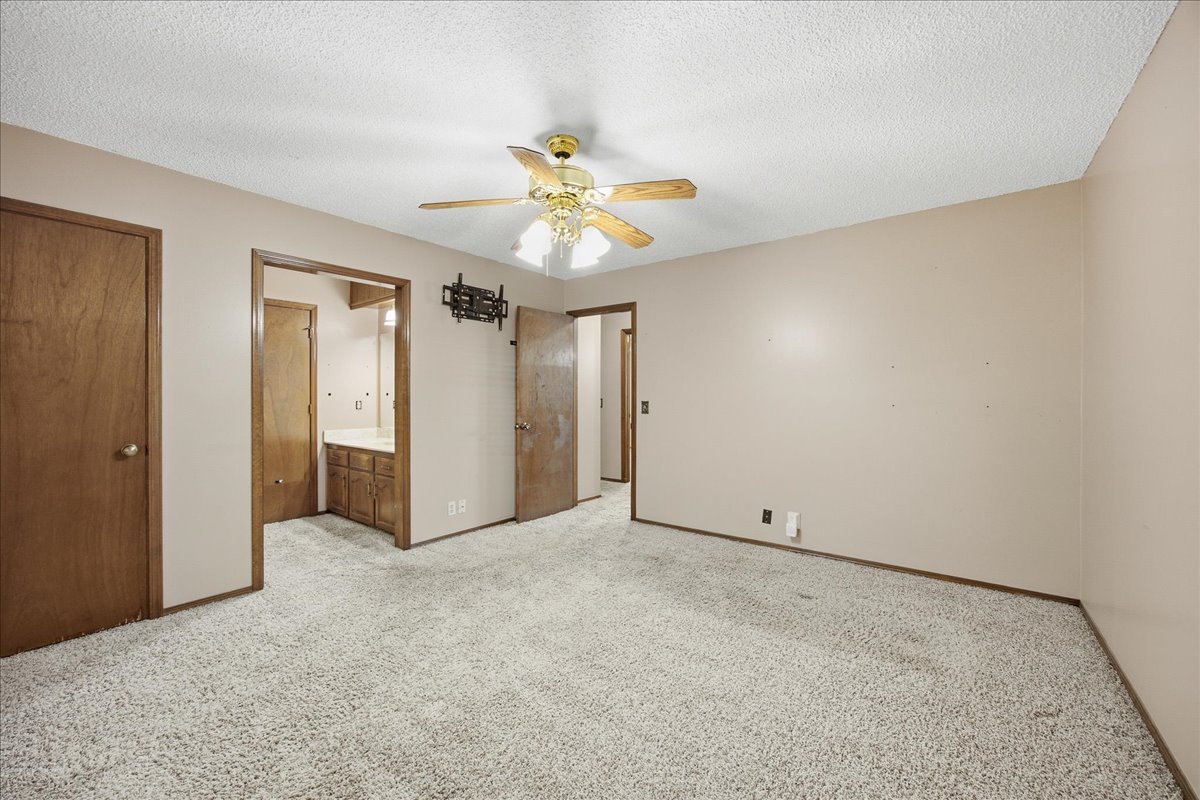 1024 N Forest Place Property Photo 37