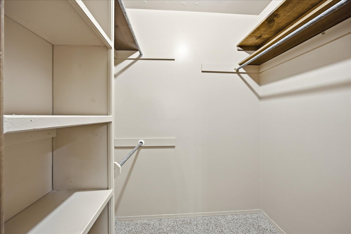 1024 N Forest Place Property Photo 40