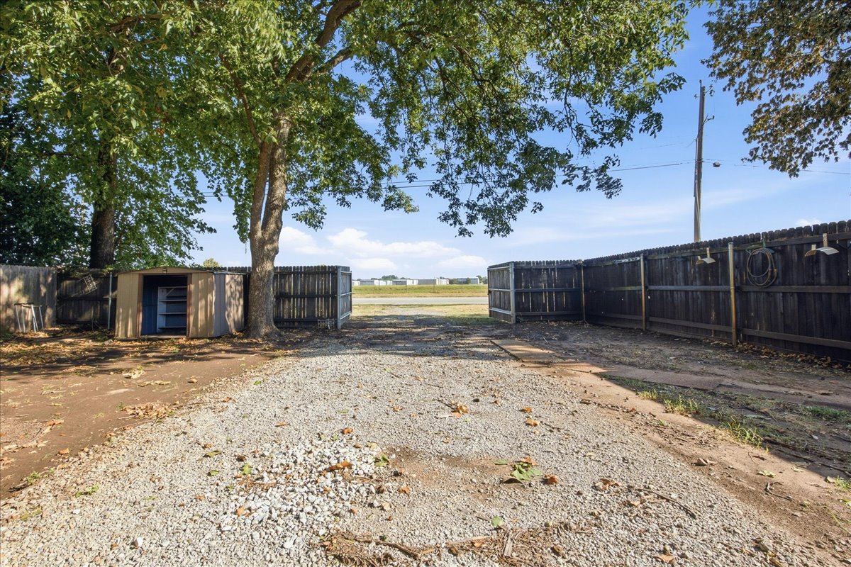 1024 N Forest Place Property Photo 47