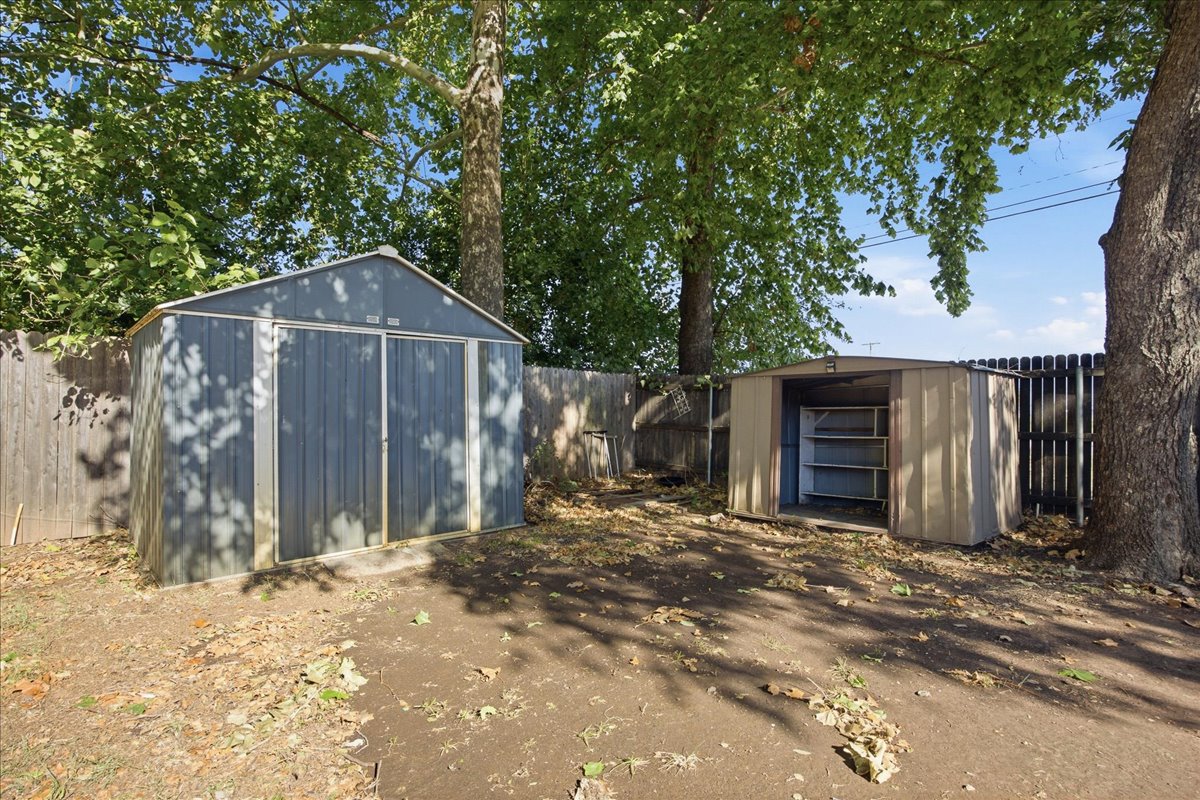 1024 N Forest Place Property Photo 49