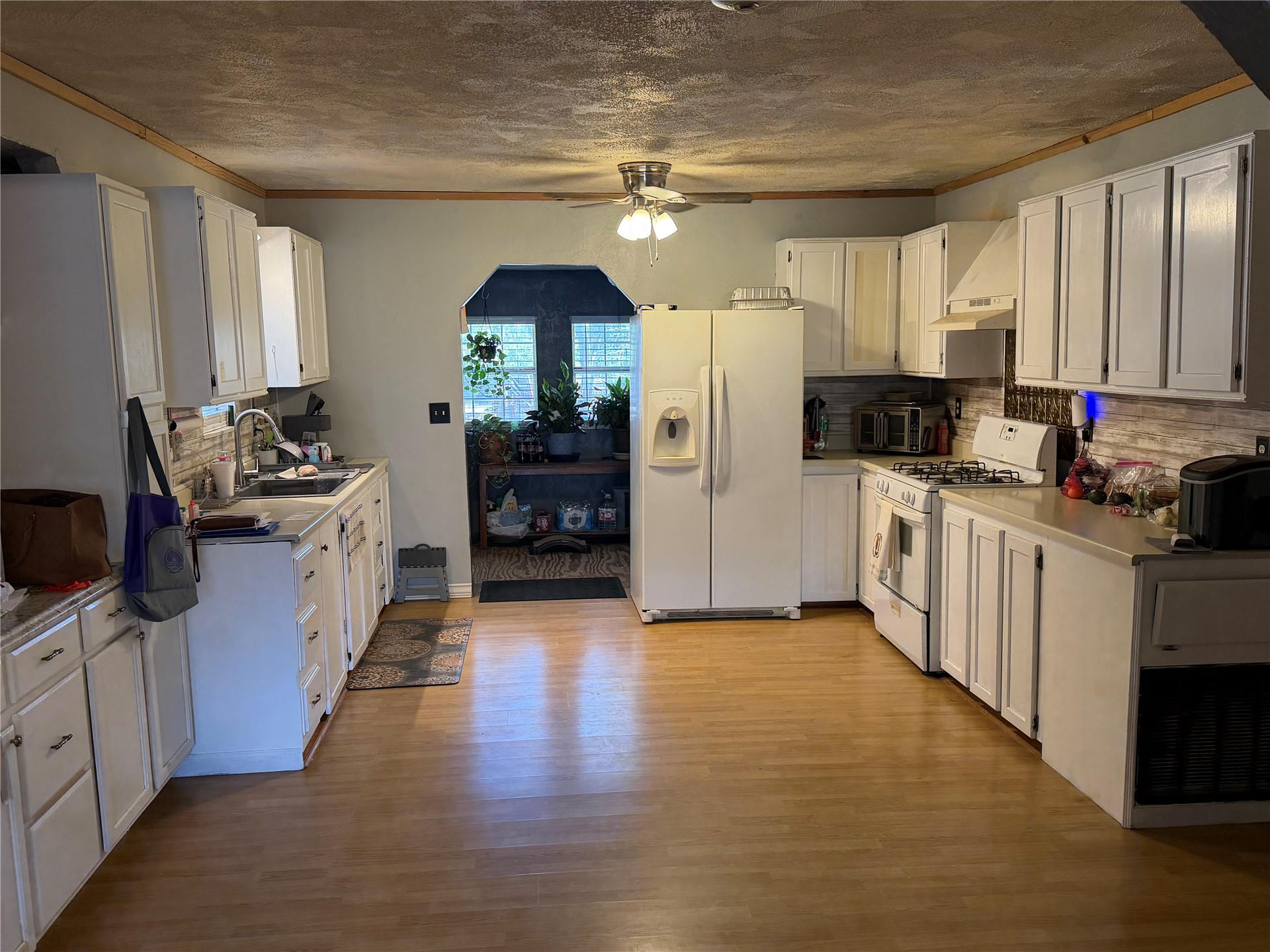 31040 W Highway 16 Highway Property Photo 5