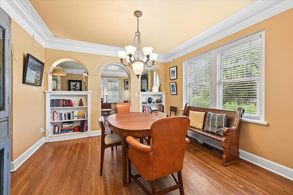 207 S Montclair Avenue Property Photo 12