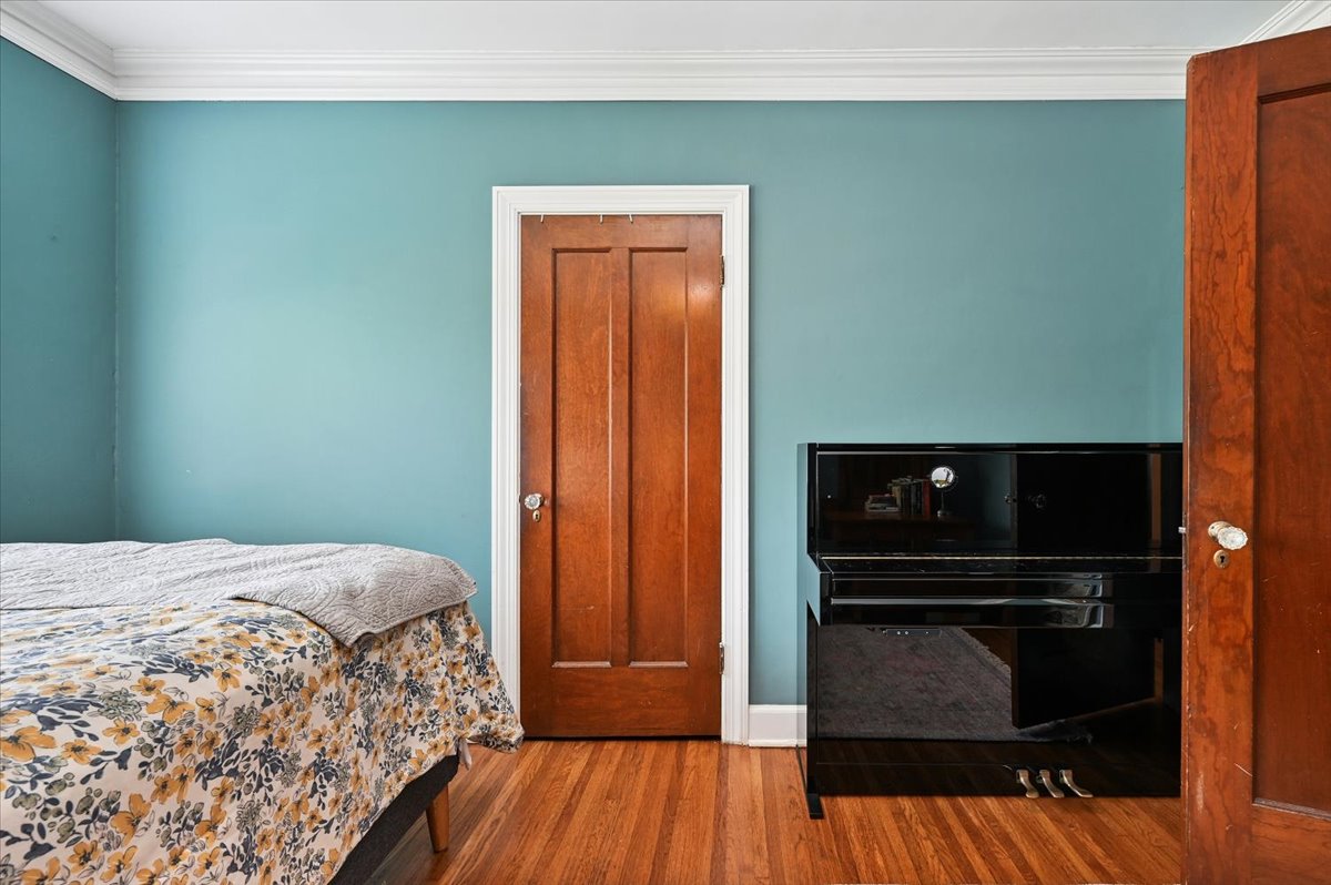 207 S Montclair Avenue Property Photo 22