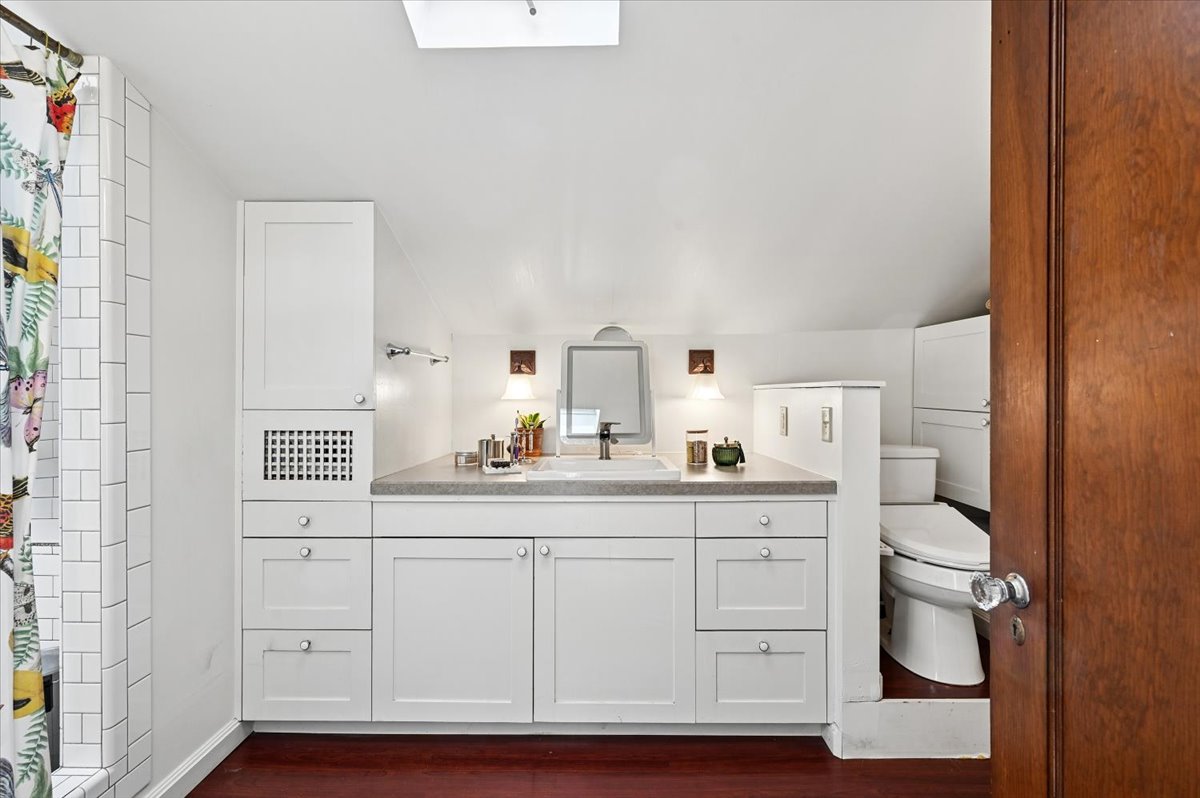 207 S Montclair Avenue Property Photo 34